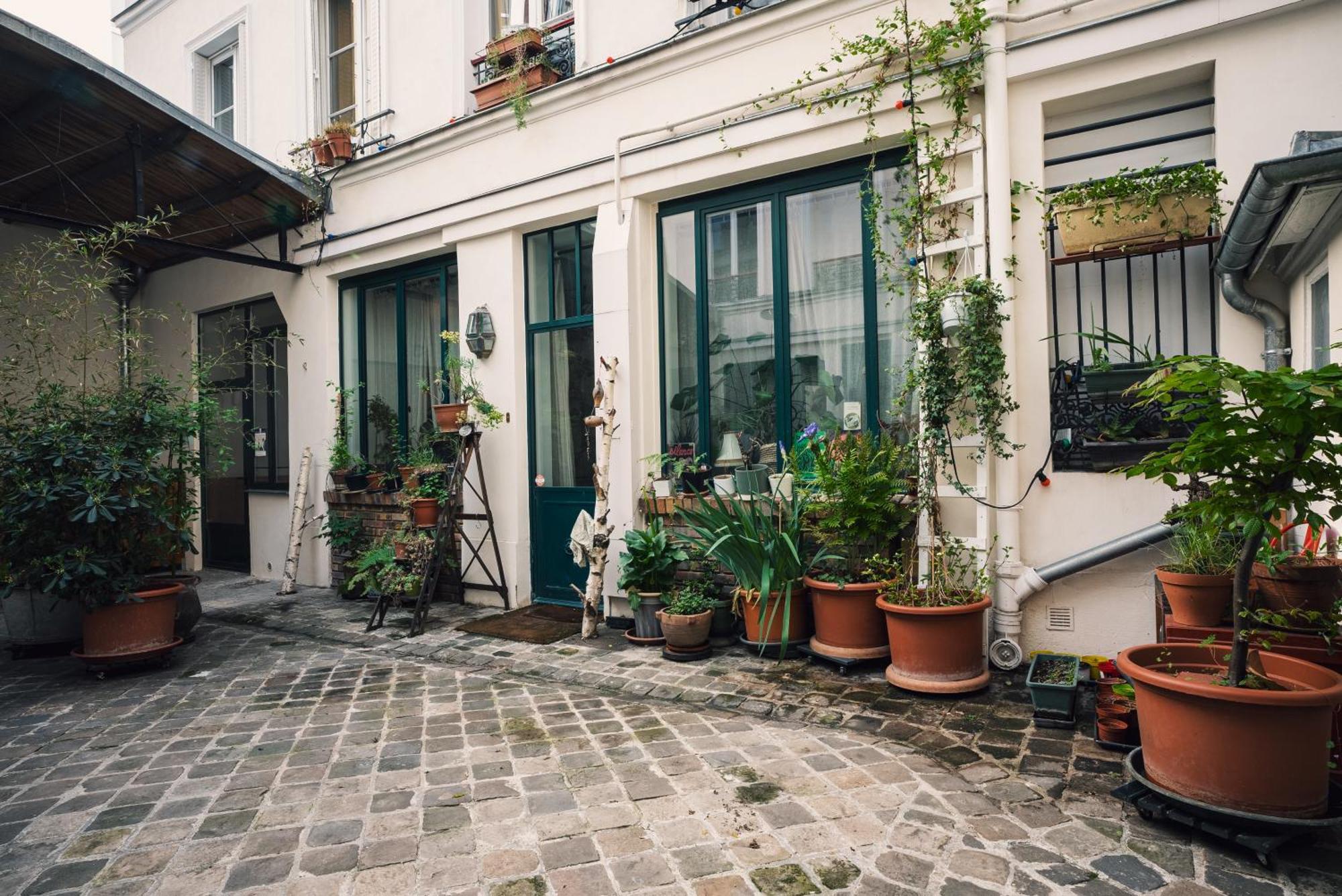 Duplex Sur Cour Arboree Parijs Buitenkant foto